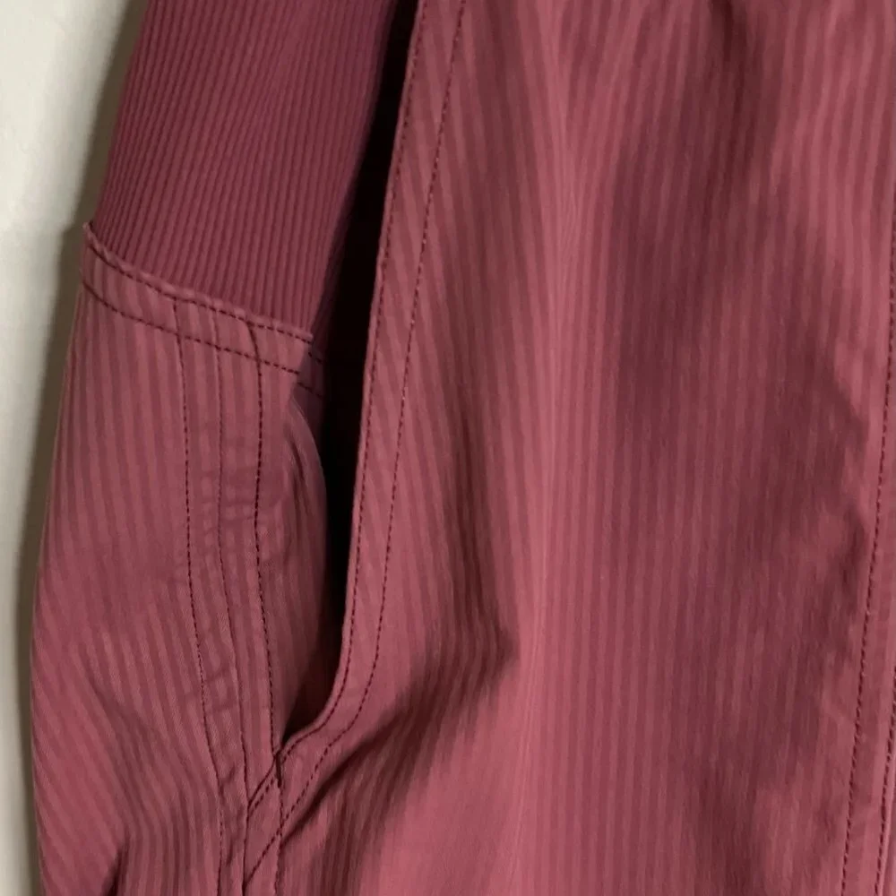 Lululemon Dance Studio Crop Pants Size S (4-6) In Flush Pink Color
